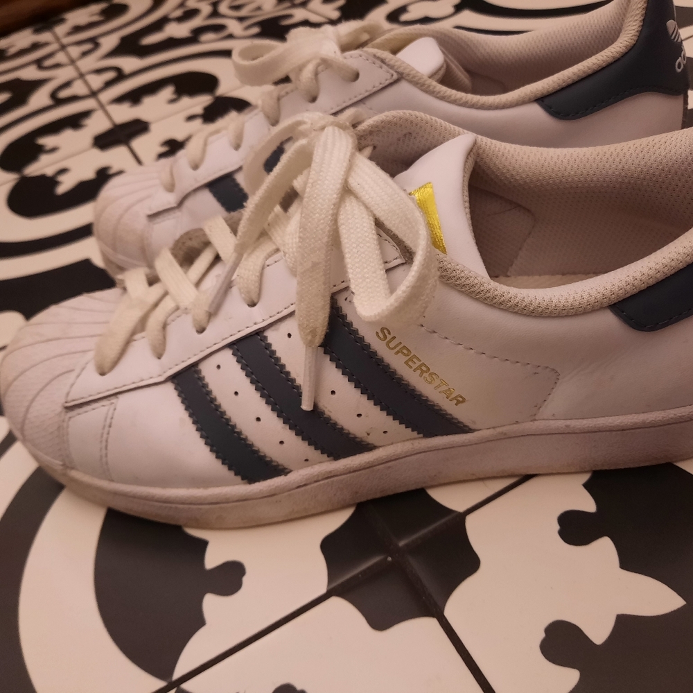 Adidas superstar